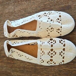 Vintage Unisa Women's Ivory Lace Shoes, Size 9 N